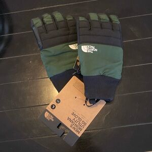 The North Face Montana Utility SG gloves, NWT, size men’s L